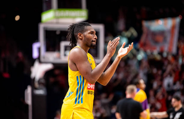 维奇与詹姆 维奇与詹姆