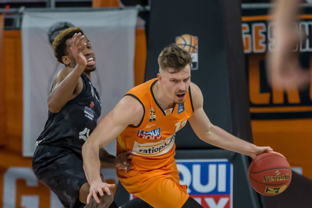 对整体进攻 对整体进攻