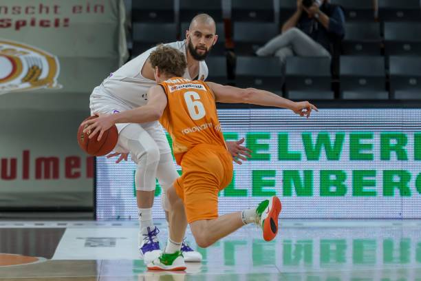 前曼联球员 前曼联球员