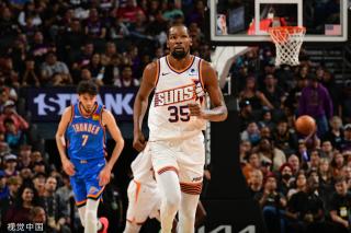 英超赛场的 英超赛场的